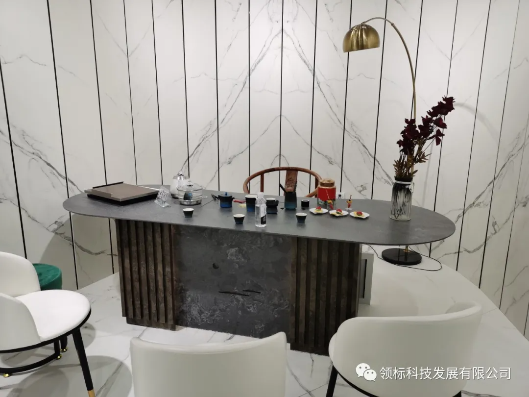 1-210R411303R96.png 1-210R411303R96.png