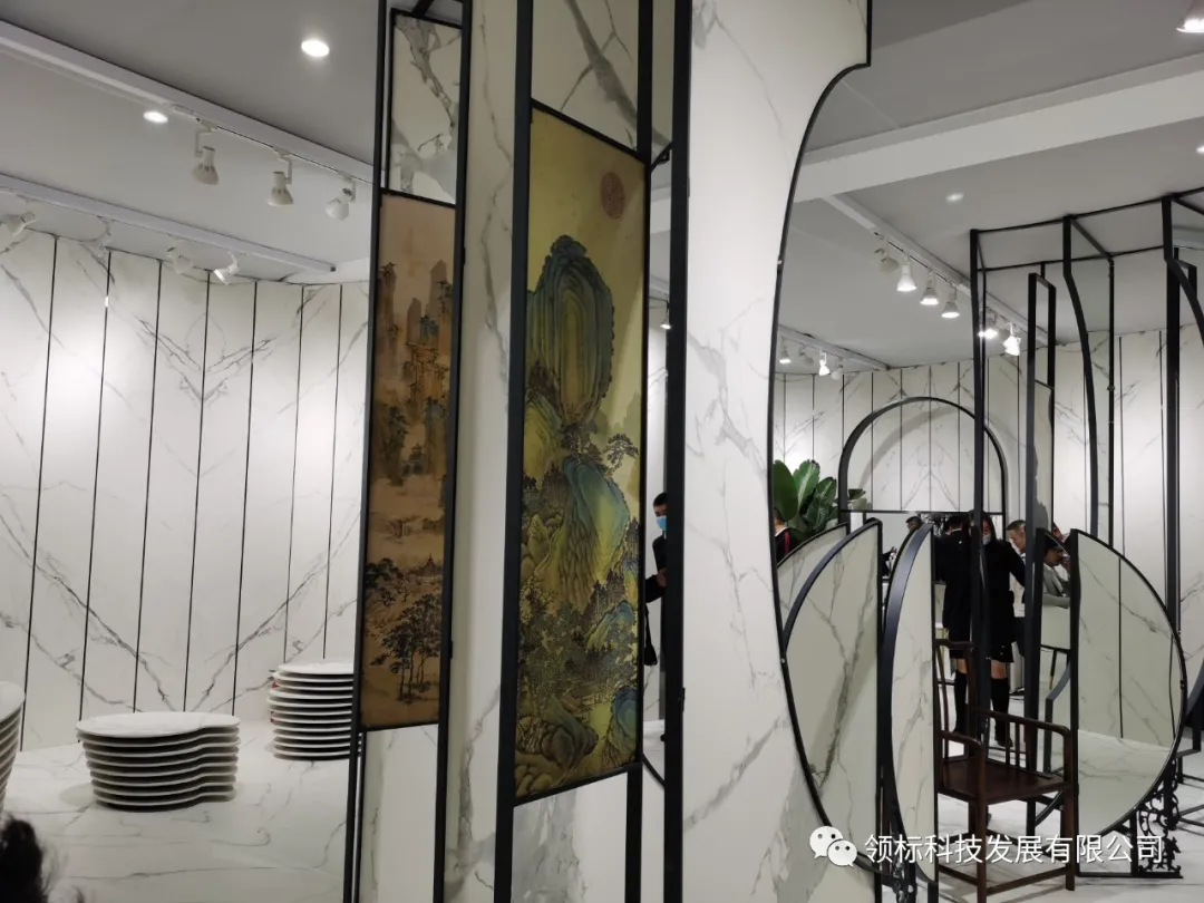 1-210R4112S5V8.png 1-210R4112S5V8.png