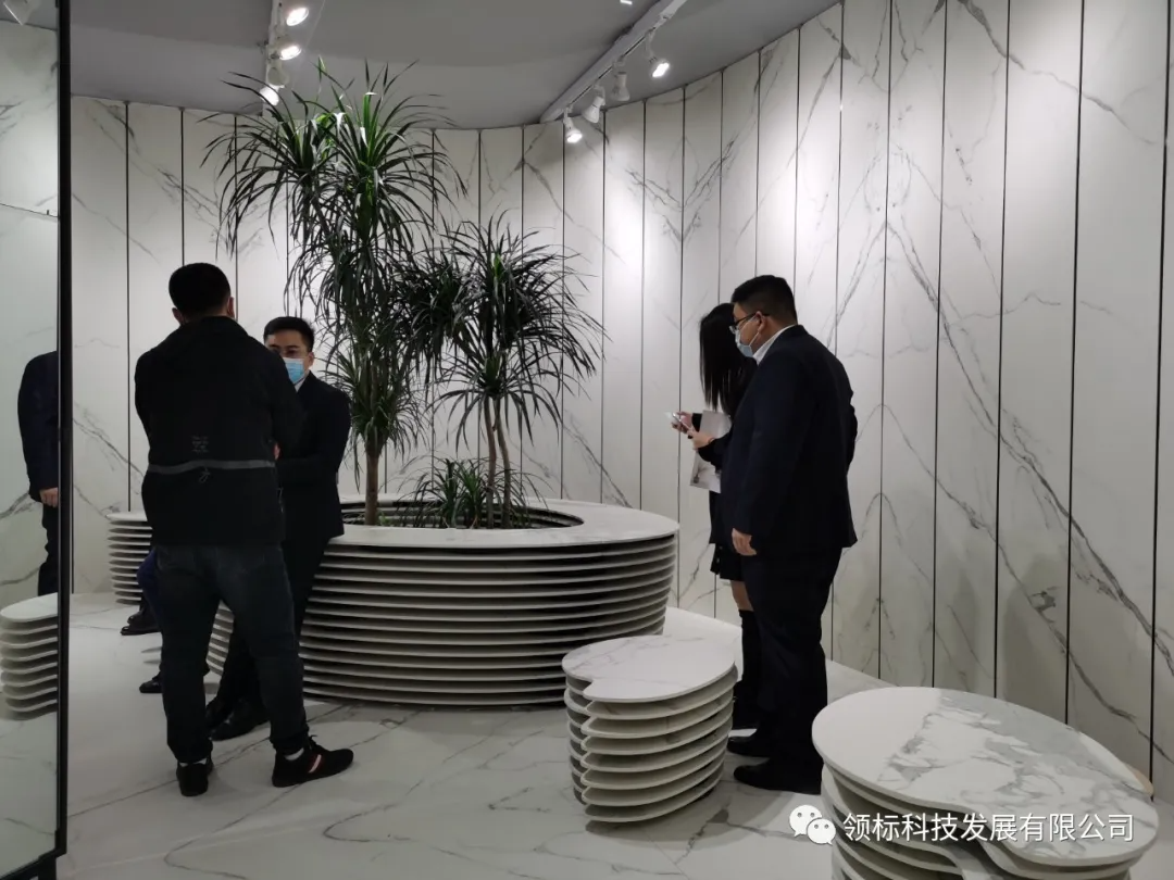 1-210R4112611C5.png 1-210R4112611C5.png